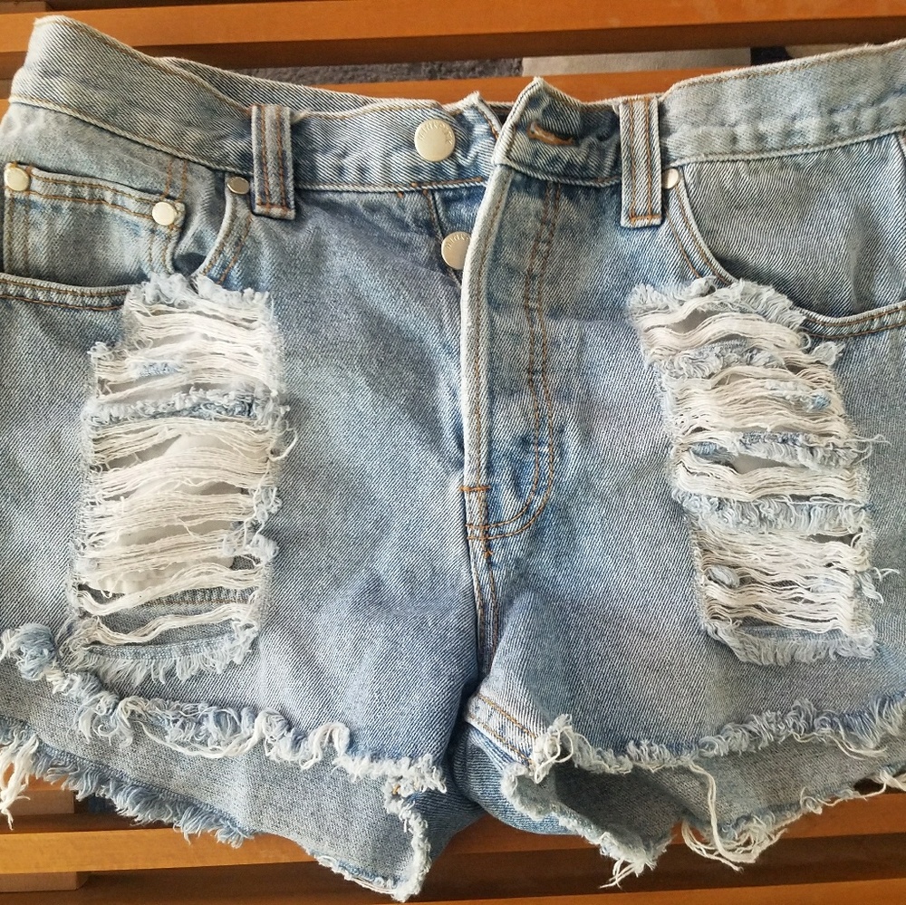 Destroyed High waisted Shorts, BNWOT